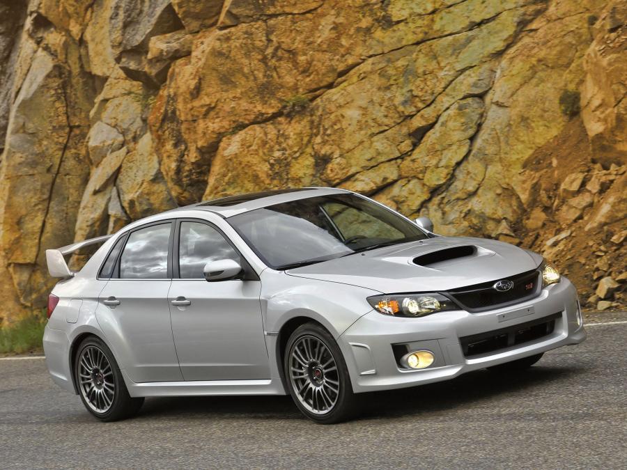  Subaru Impreza WRX STi Sedan 2010 года  (US) (фото 7 из 33)